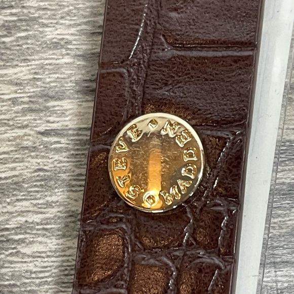 Steve Madden Women's Belt Textured Brown/Gold Buckle L. 42 In. - Picture 2 of 6